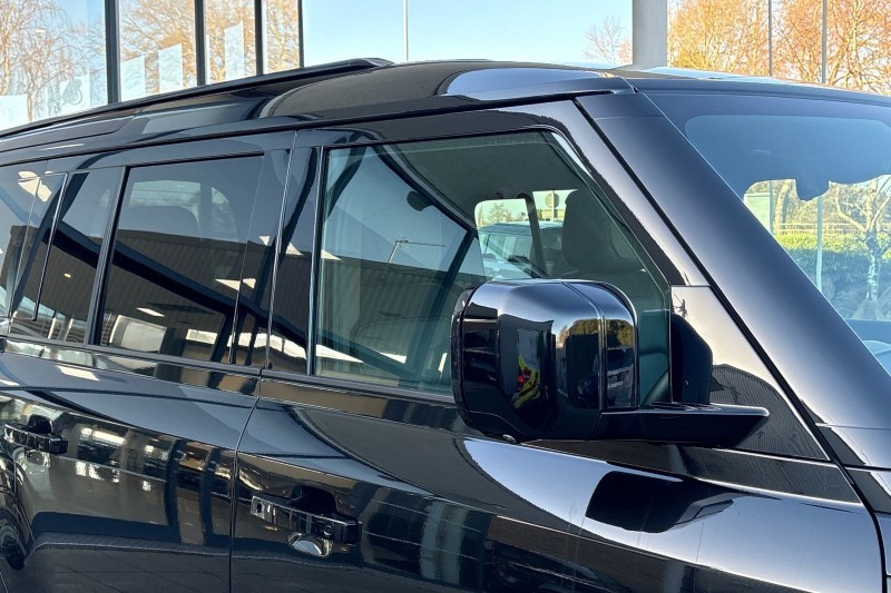 Used Land Rover Defender 2024 for sale - 77930986: Photo 53