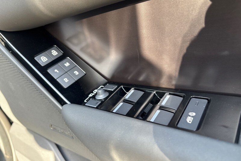 Used Land Rover Range Rover Velar 2026 for sale - 78190454: Photo 24