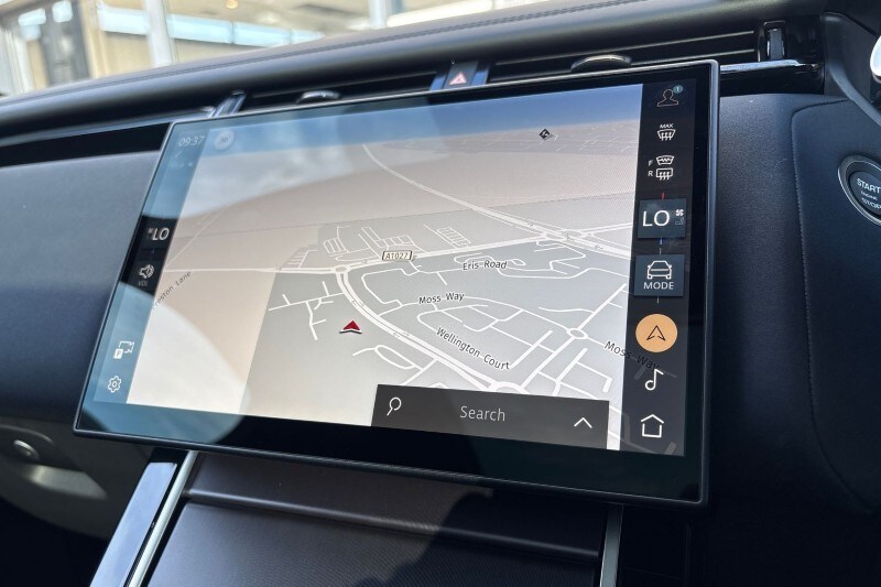 Used Land Rover Range Rover Velar 2026 for sale - 78190454: Photo 32