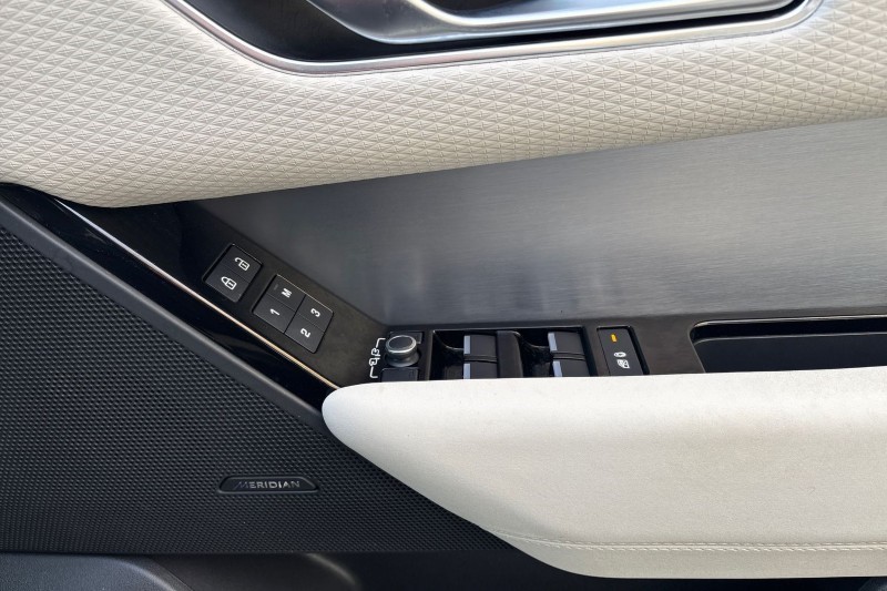 Used Land Rover Range Rover Velar 2022 for sale - 77198364: Photo 23