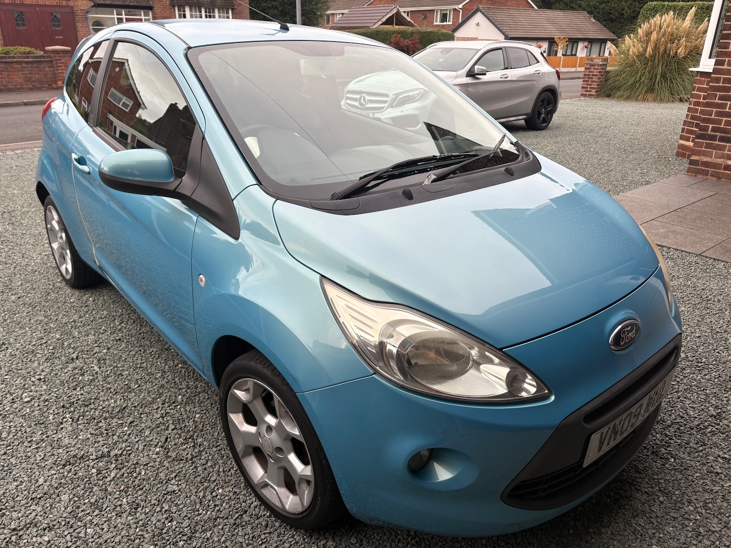 Ford Ka (09) - 1.2 Zetec Hatchback 3dr Petrol Manual Euro 4 (69 ps) - Image 3