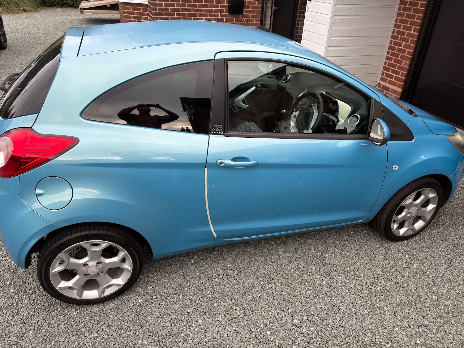 Ford Ka (09) - 1.2 Zetec Hatchback 3dr Petrol Manual Euro 4 (69 ps) - Image 8
