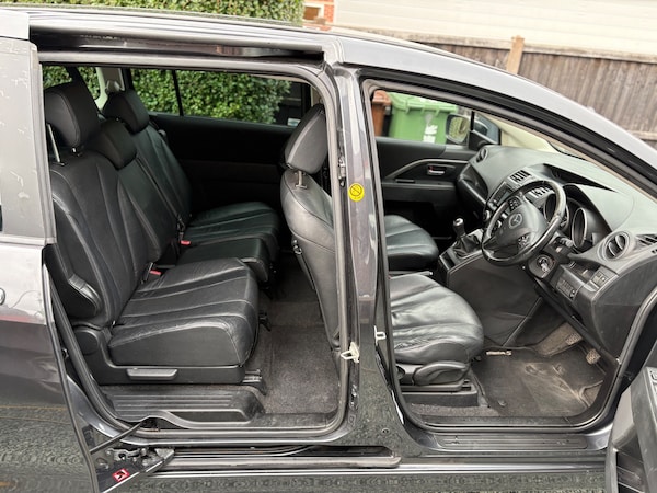 Used Mazda Mazda5 2014 for sale - 76236854: Photo 11