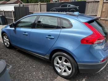 Used Volvo V40 Cross Country 2016 for sale - 75075303: Photo