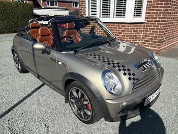 Used MINI Convertible 2007 for sale - 77935537: Photo