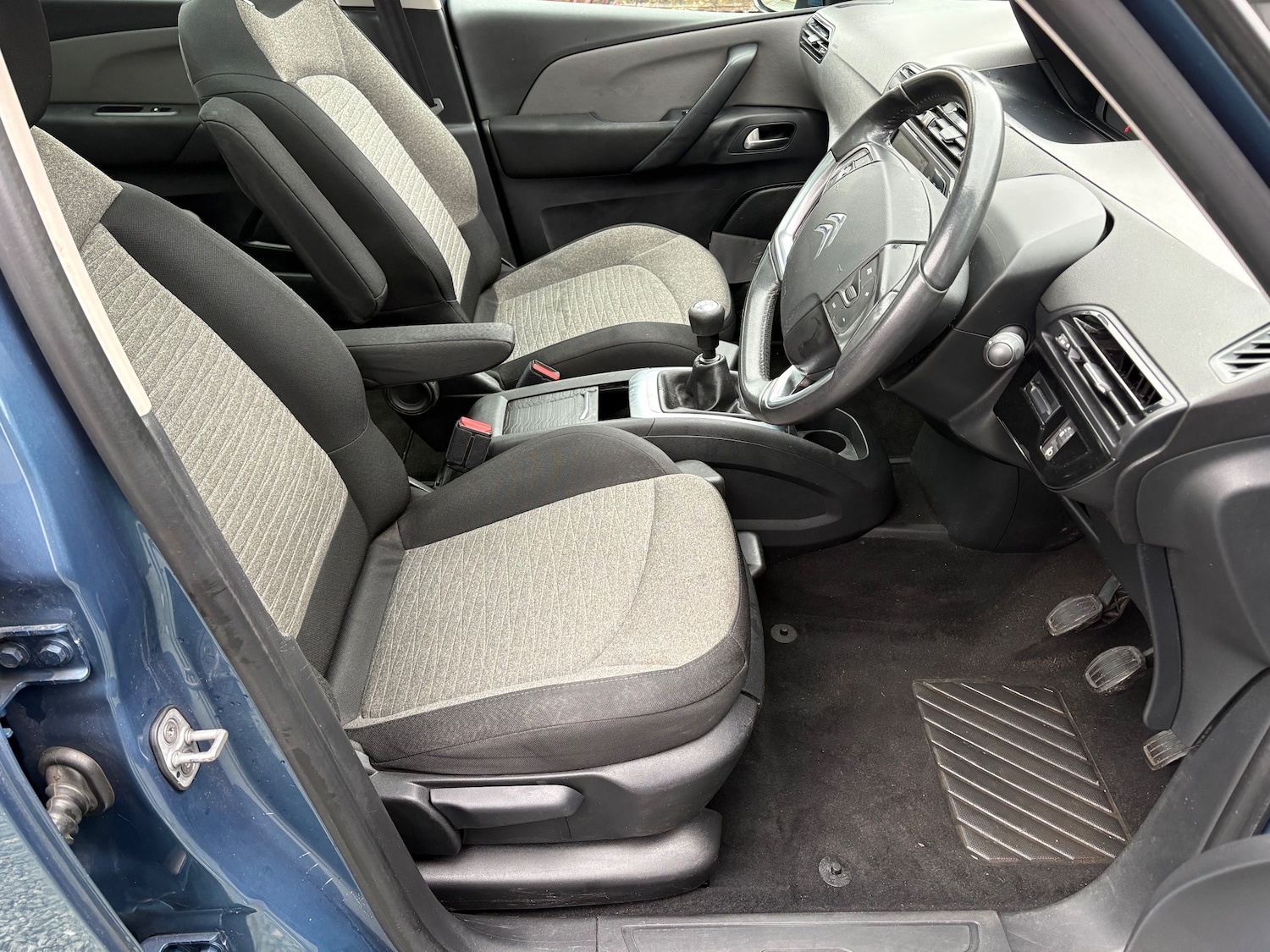 Used Citroen Grand C4 Picasso 2015 for sale - 77593279: Photo 8
