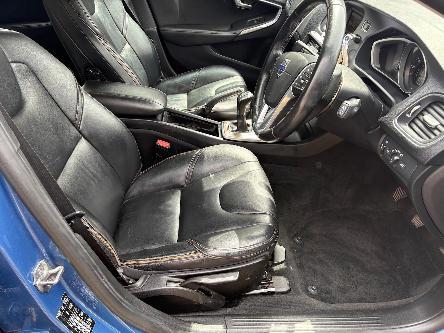 Used Volvo V40 2016 for sale - 77403951: Photo 11