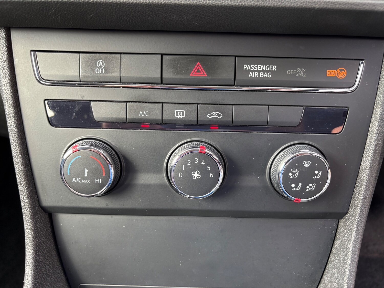 Used SEAT Leon for sale - 77403945: Photo 13