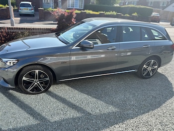 Used Mercedes-Benz C-Class 2019 for sale - 75137523: Photo
