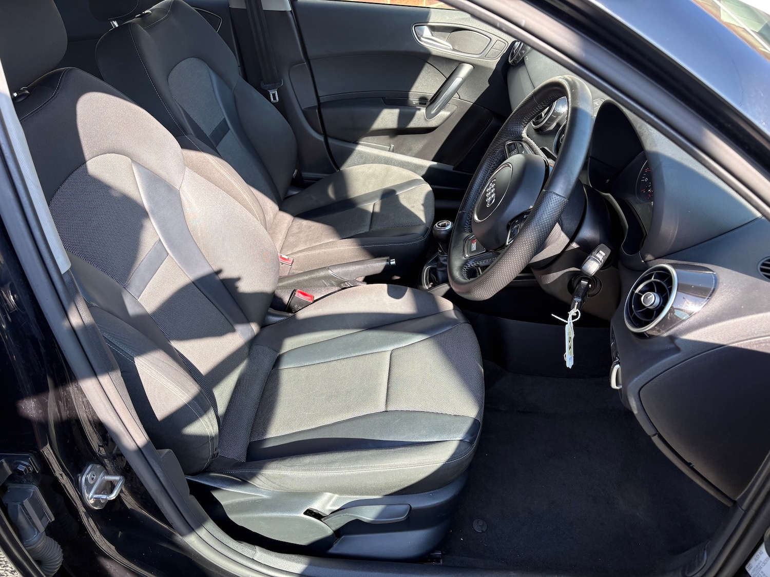 Used Audi A1 2012 for sale - 77951742: Photo 8