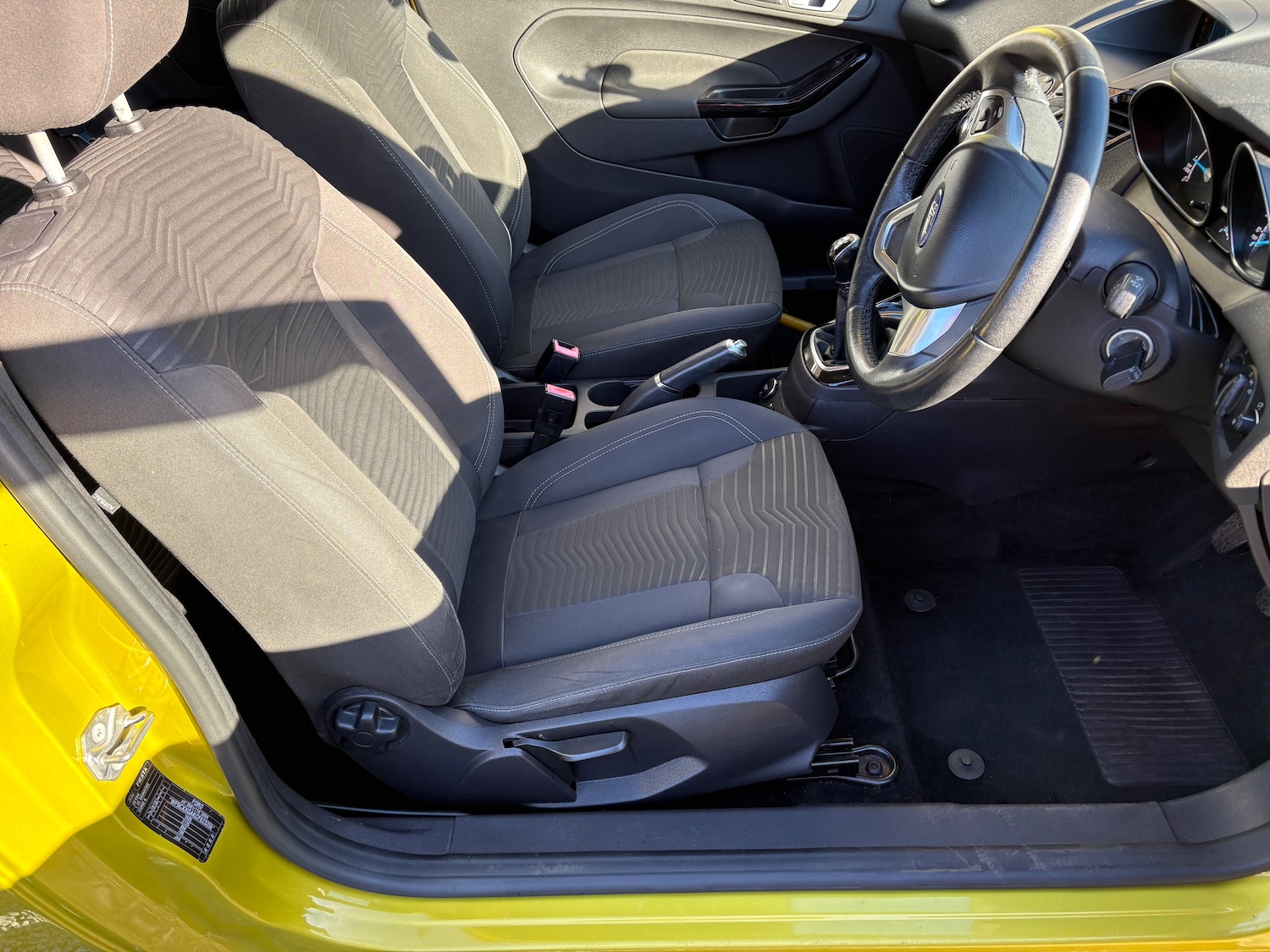 Used Ford Fiesta 2015 for sale - 77403947: Photo 7