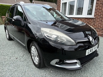 Used Renault Grand Scenic 2016 for sale - 78273214: Photo