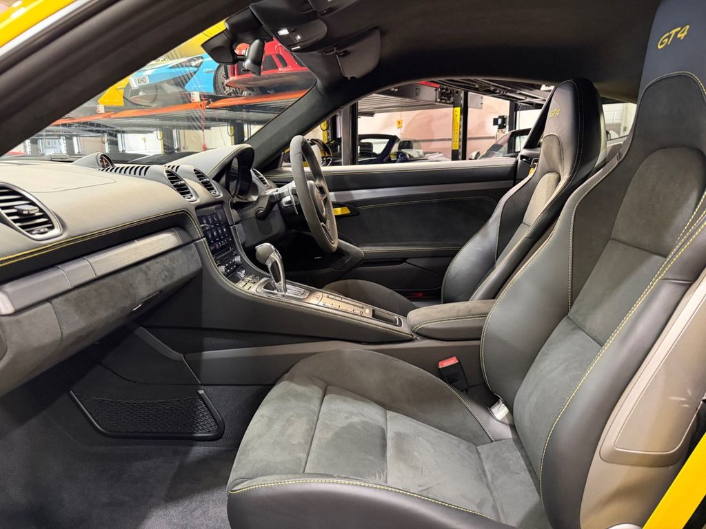 Used Porsche Cayman 2022 for sale - 77359870: Photo 19