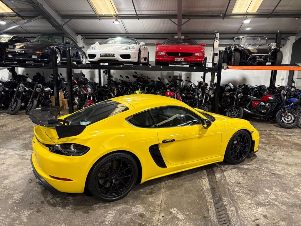 Used Porsche Cayman 2022 for sale - 77359870: Photo 34