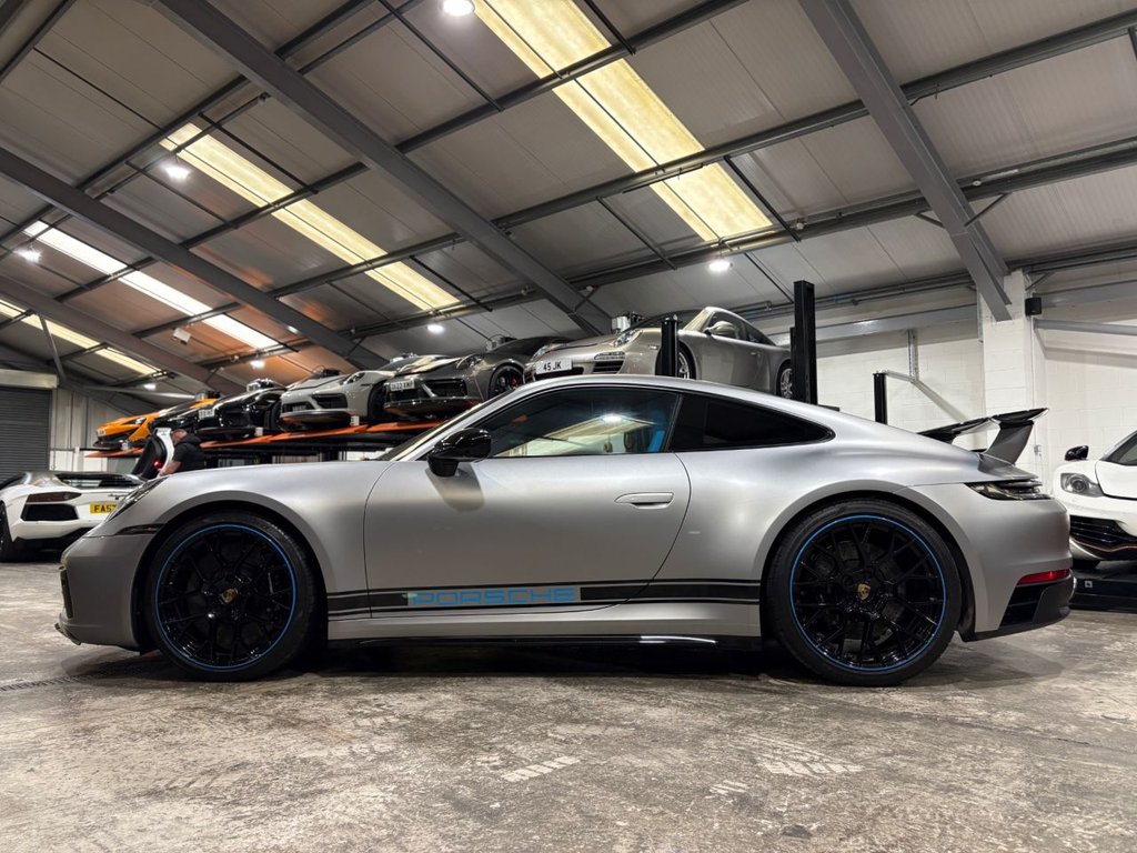 Used Porsche 911 2022 for sale - 77355644: Photo 18