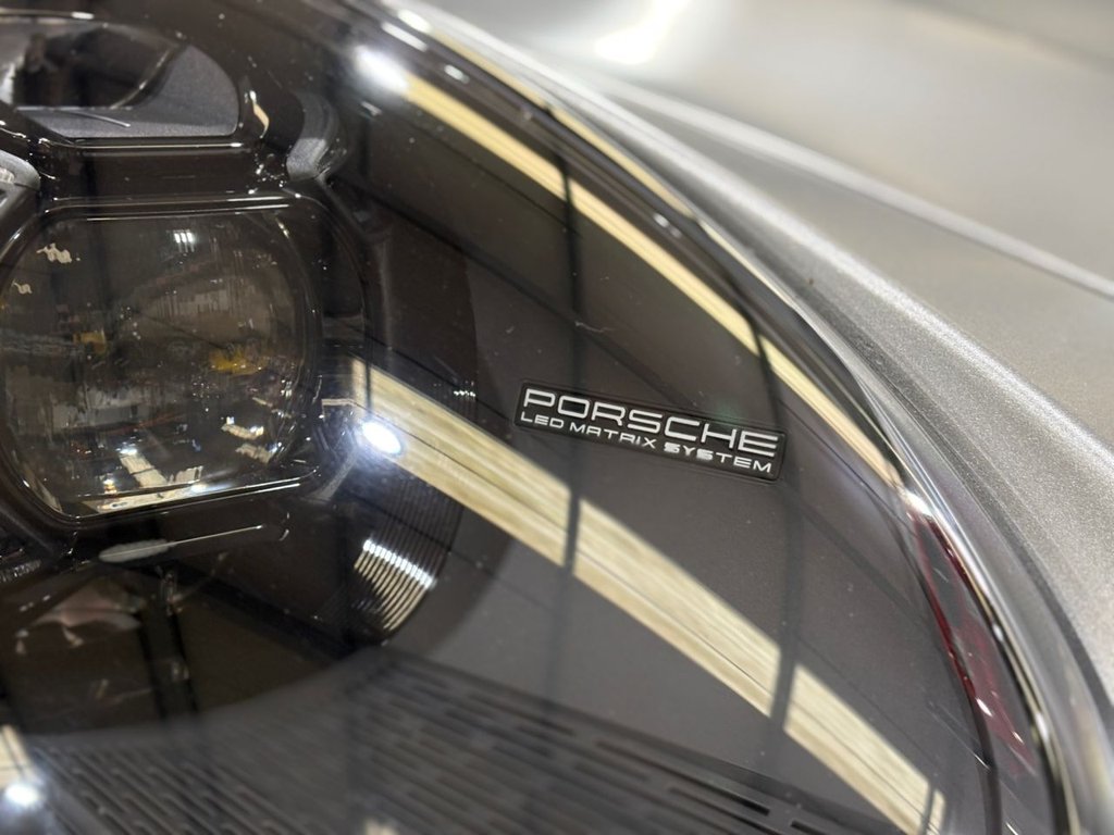 Used Porsche 911 2022 for sale - 77355644: Photo 46