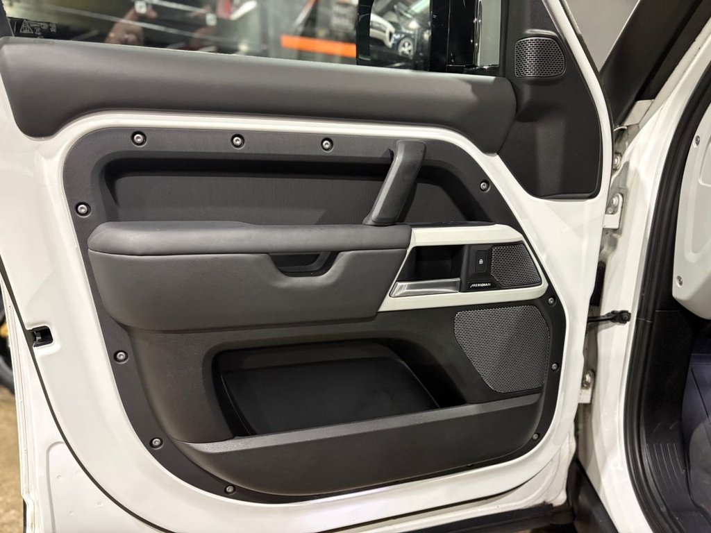 Used Land Rover Defender 2023 for sale - 78224606: Photo 37