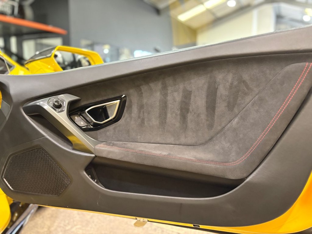 Used Lamborghini Huracan 2014 for sale - 77719490: Photo 29