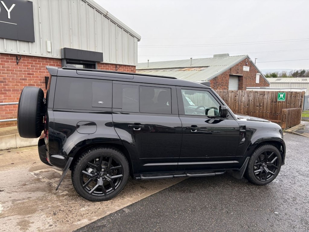 Used Land Rover Defender 2024 for sale - 77359865: Photo 12