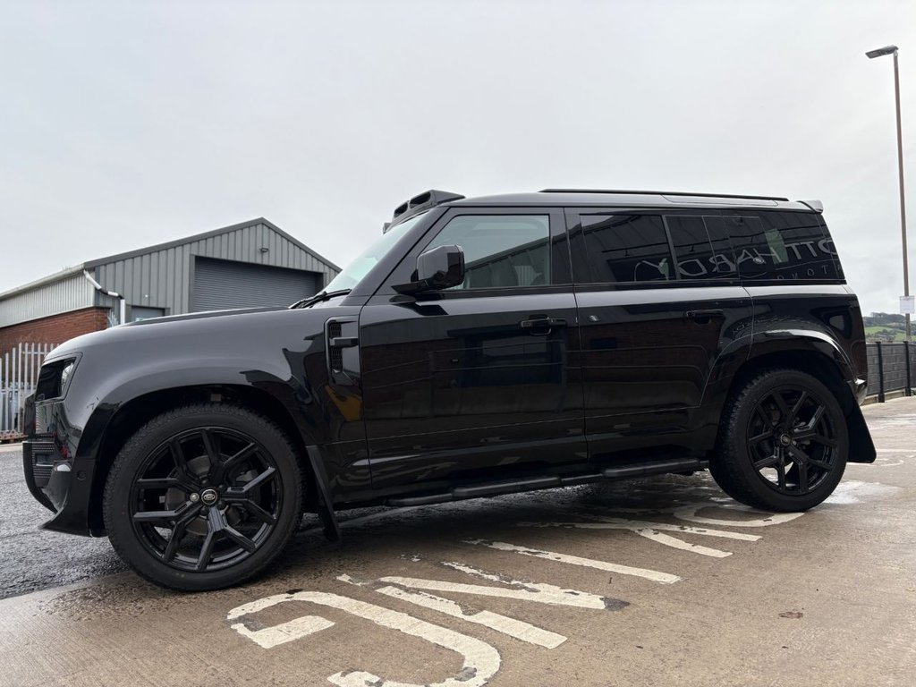 Used Land Rover Defender 2024 for sale - 77359865: Photo 13