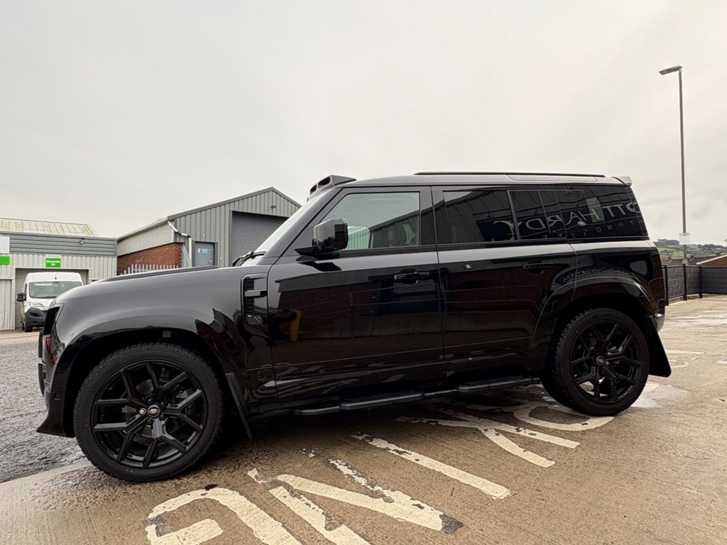 Used Land Rover Defender 2024 for sale - 77359865: Photo 22