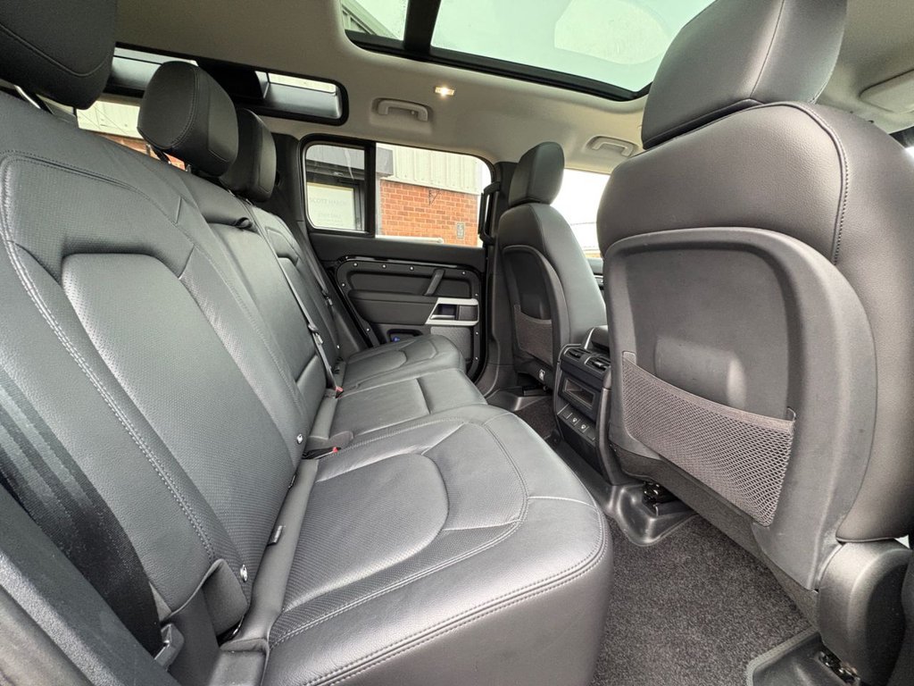 Used Land Rover Defender 2024 for sale - 77359865: Photo 31