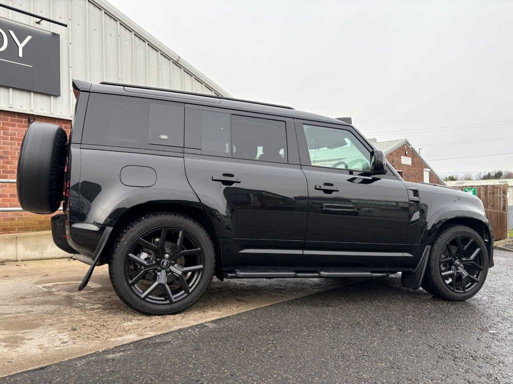 Used Land Rover Defender 2024 for sale - 77359865: Photo 8