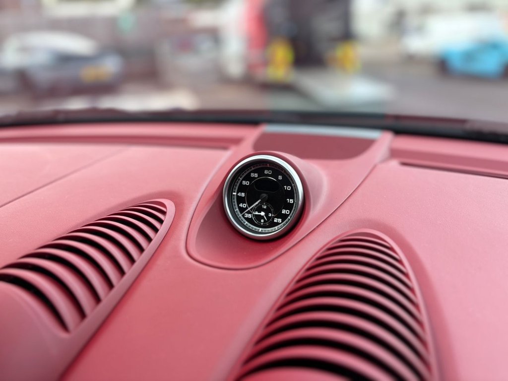 Used Porsche Other 2020 for sale - 77359862: Photo 31