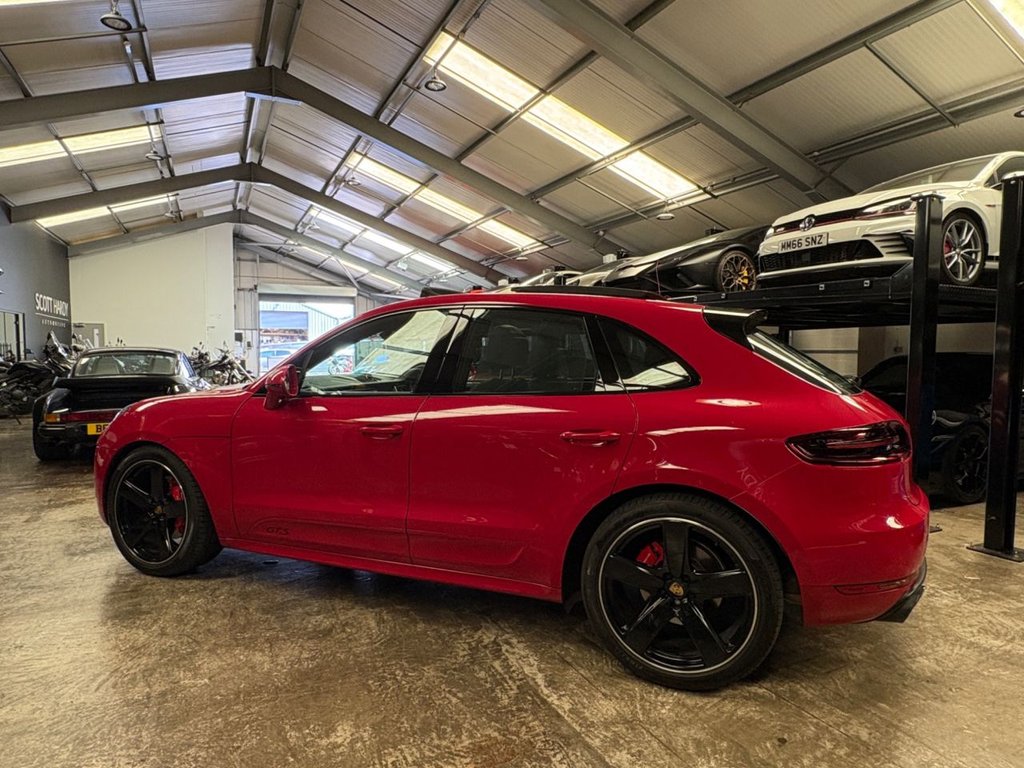 Used Porsche Macan 2018 for sale - 77359863: Photo 21
