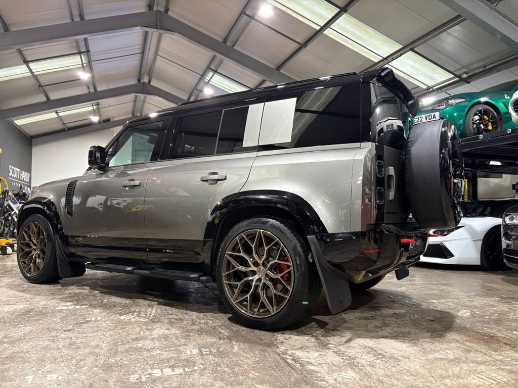 Used Land Rover Defender 2025 for sale - 77359860: Photo 17