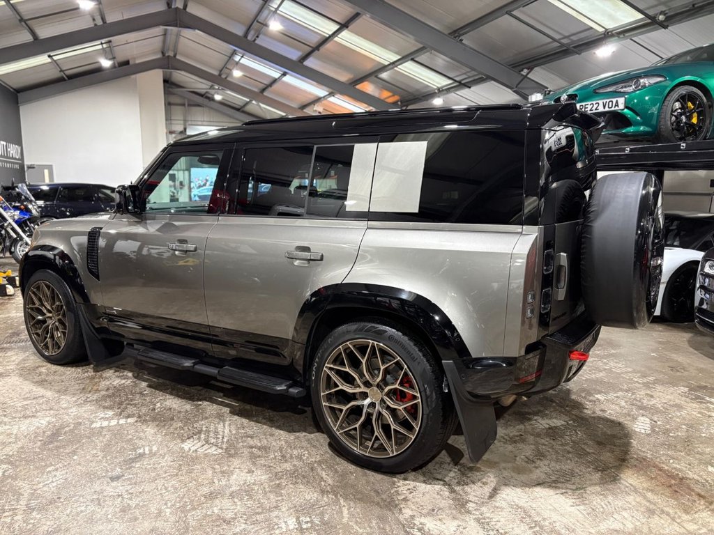 Used Land Rover Defender 2025 for sale - 77359860: Photo 18