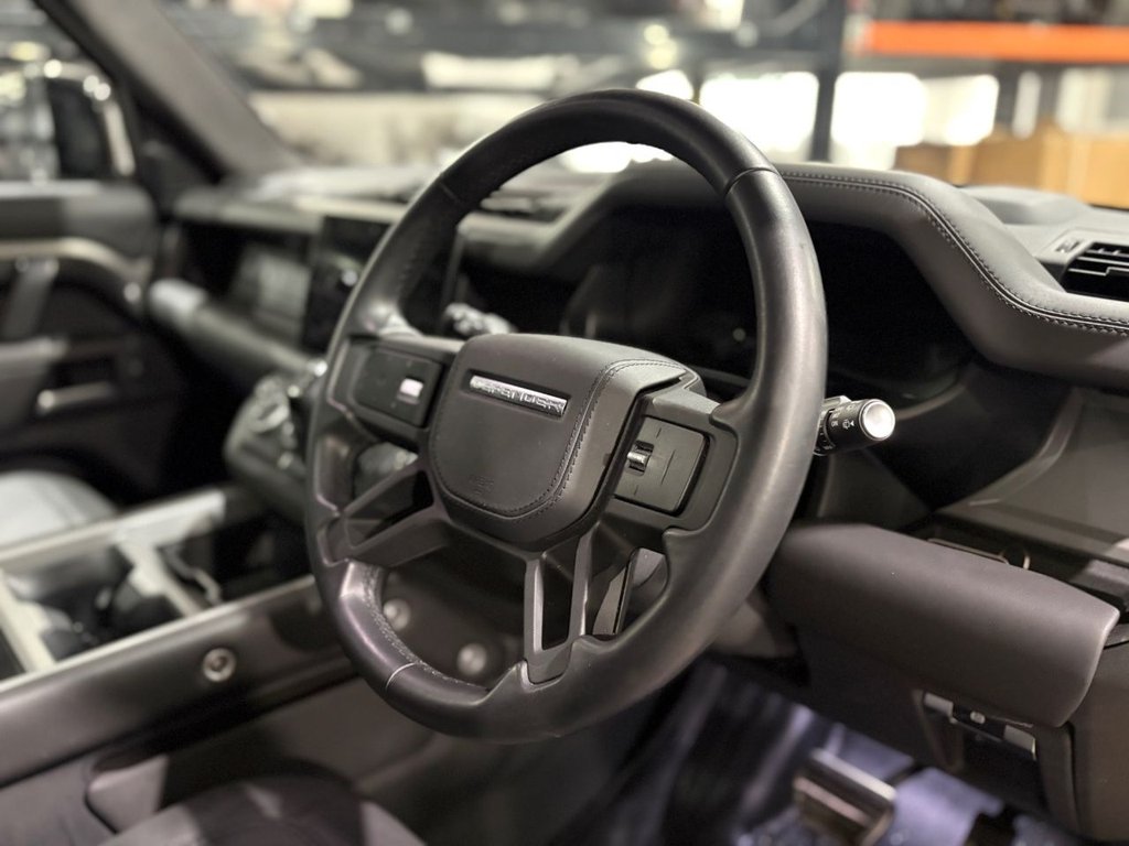 Used Land Rover Defender 2025 for sale - 77359860: Photo 26