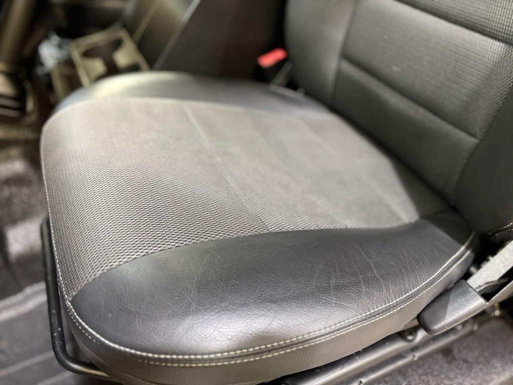 Used Land Rover Defender 2015 for sale - 77821088: Photo 33