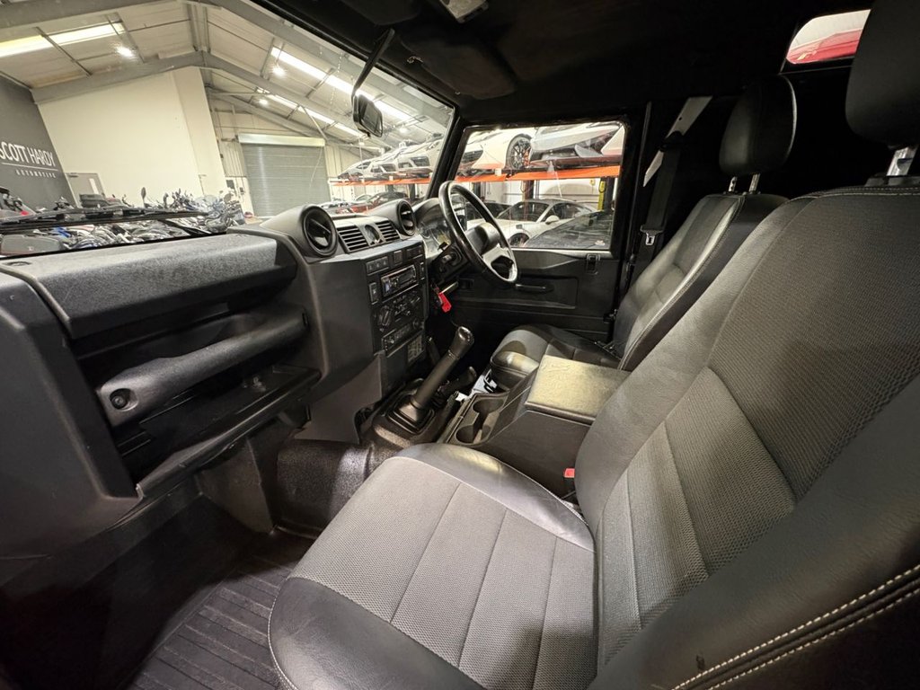 Used Land Rover Defender 2015 for sale - 77821088: Photo 34