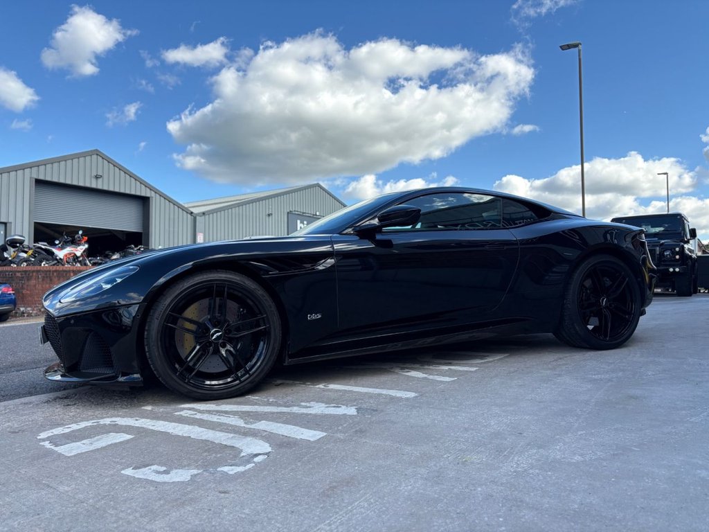 Used Aston Martin DBS 2019 for sale - 77355920: Photo 19