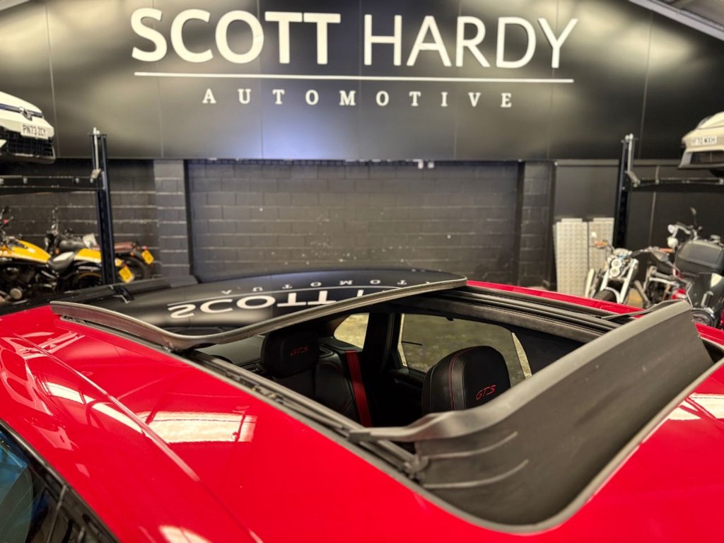 Used Porsche Macan 2018 for sale - 77498460: Photo 48