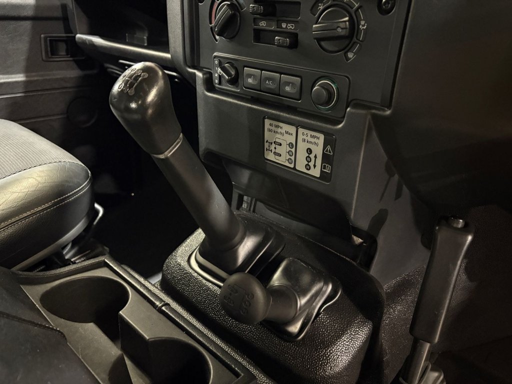 Used Land Rover Defender 2015 for sale - 78224629: Photo 31