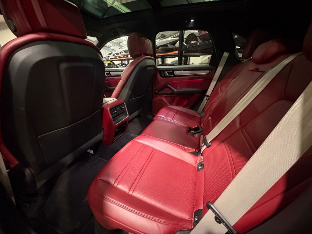 Used Porsche Cayenne 2023 for sale - 77835646: Photo 40