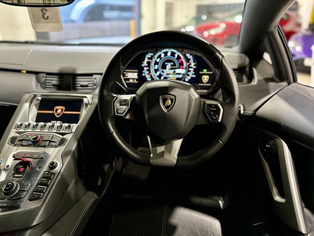 Used Lamborghini Aventador 2011 for sale - 77359866: Photo 14