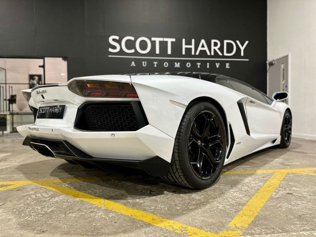 Used Lamborghini Aventador 2011 for sale - 77359866: Photo 27