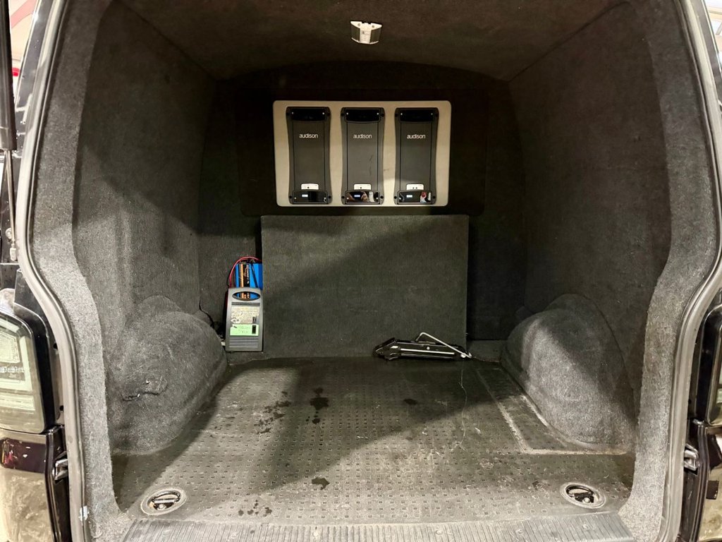 Used Volkswagen Transporter 2014 for sale - 77748797: Photo 29