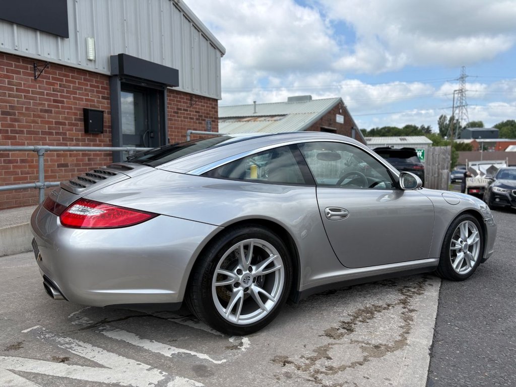 Used Porsche 911 2011 for sale - 77359861: Photo 19