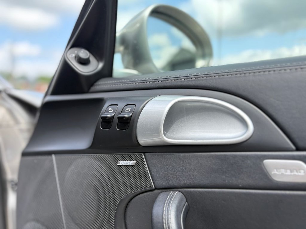 Used Porsche 911 2011 for sale - 77359861: Photo 32