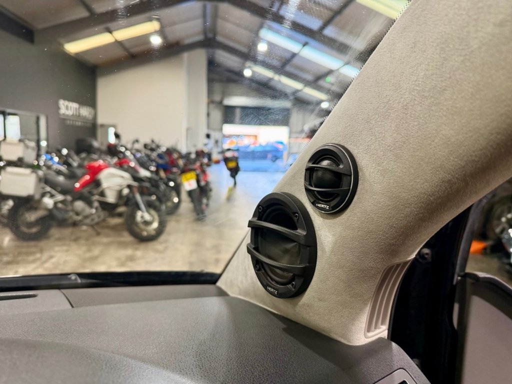 Used Volkswagen Transporter 2014 for sale - 78224623: Photo 21