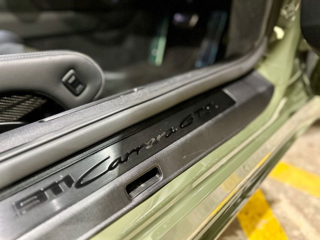 Used Porsche 911 2023 for sale - 77608904: Photo 18
