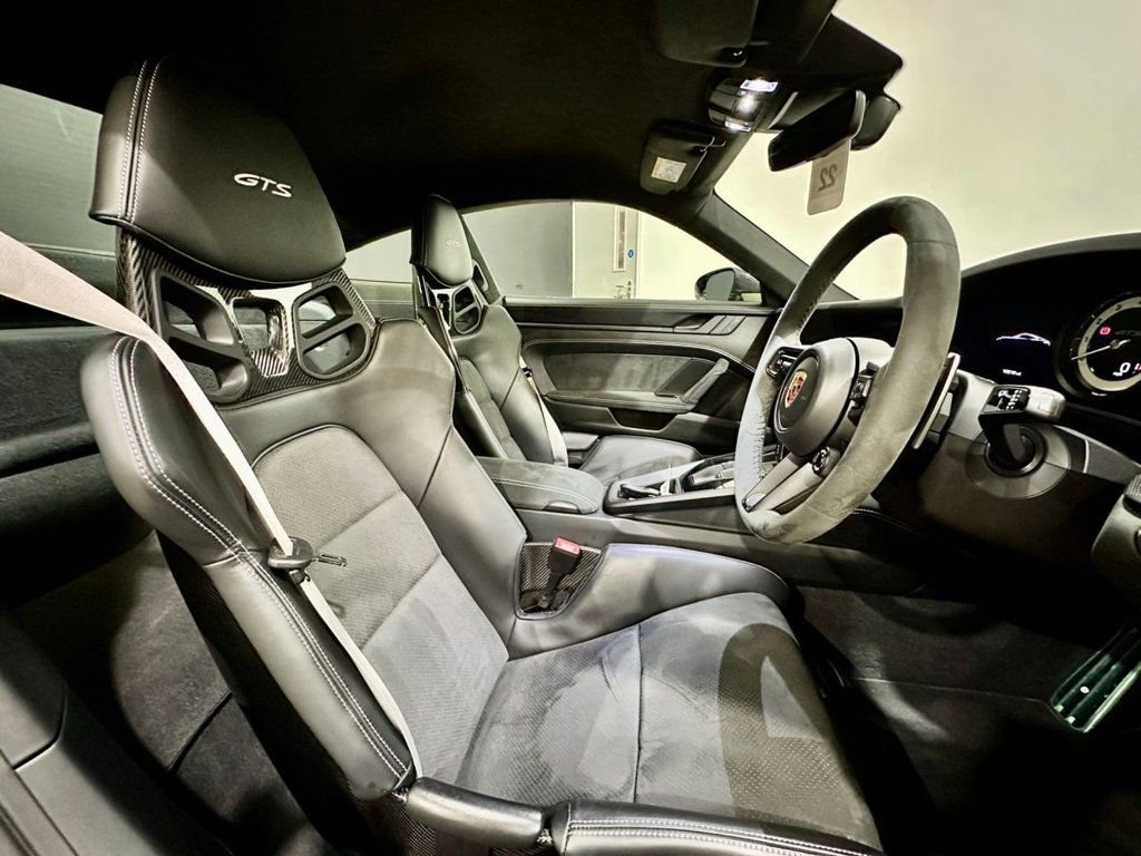 Used Porsche 911 2023 for sale - 77608904: Photo 3