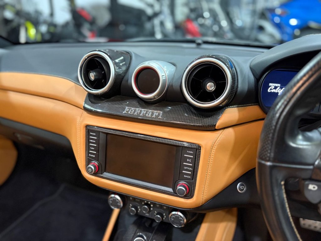 Used Ferrari California 2014 for sale - 78224612: Photo 32