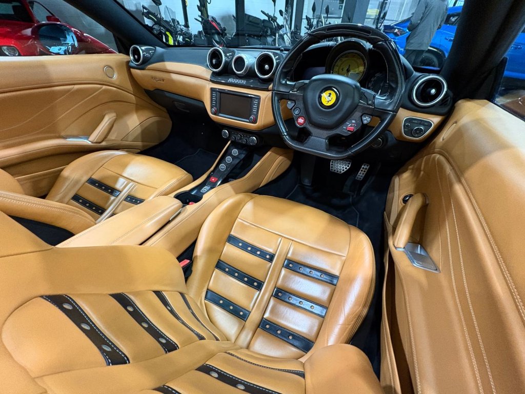 Used Ferrari California 2014 for sale - 78224612: Photo 8