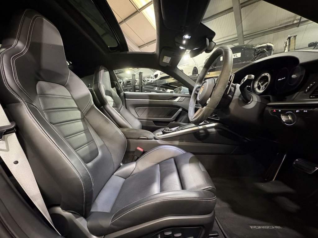 Used Porsche 911 2023 for sale - 78003158: Photo 28