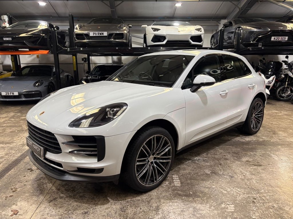 Used Porsche Macan 2020 for sale - 77359853: Photo 14
